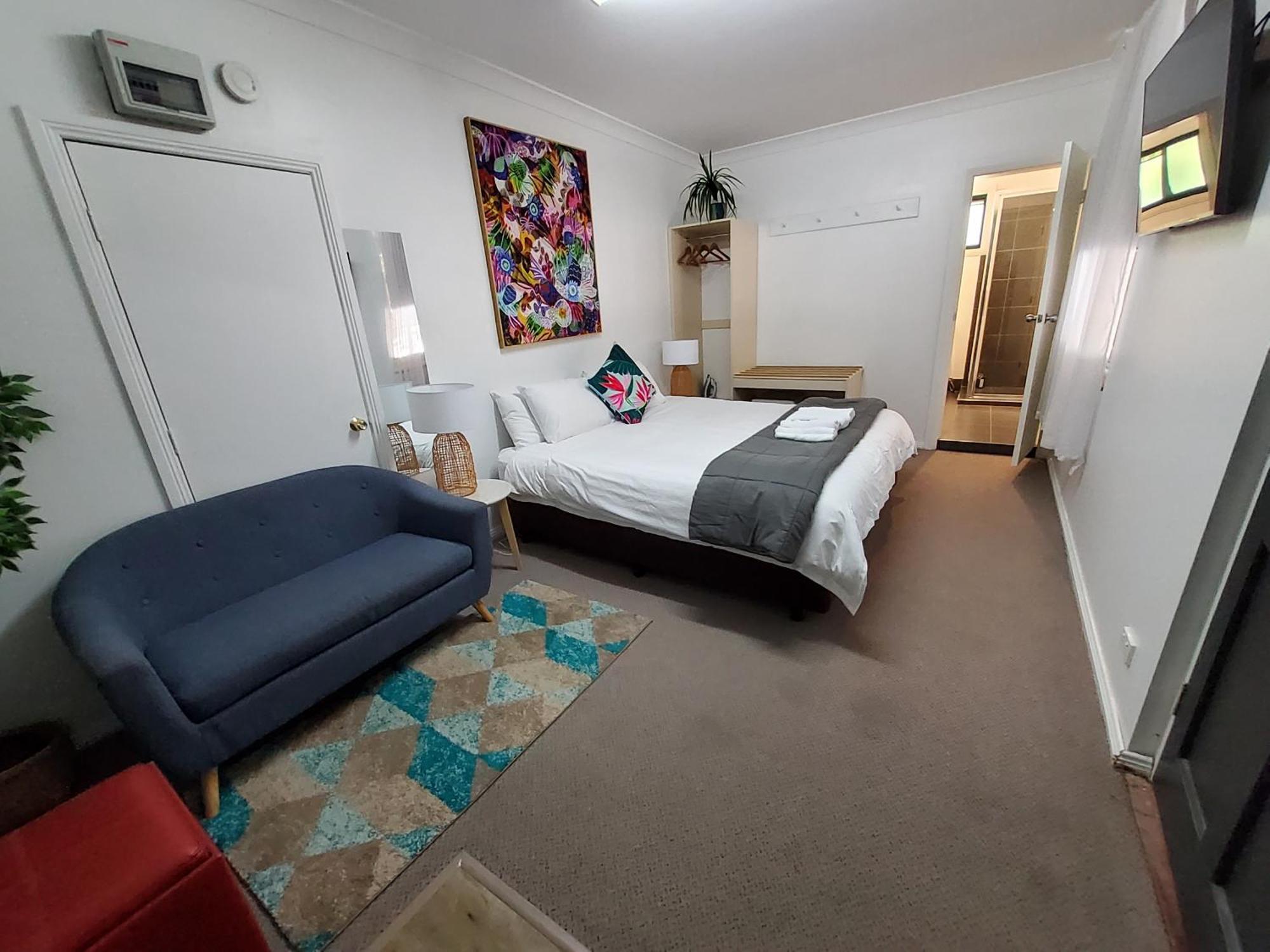 Coach House Inn Bright Bagian luar foto